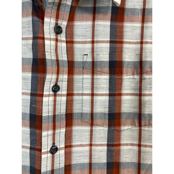 Prana Plaid Short Sleeve Button Up Camp Shirt Men size Medium Camping Outdoor - Picture 8 of 14